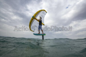 11 - ACTION TONDOPHOTO